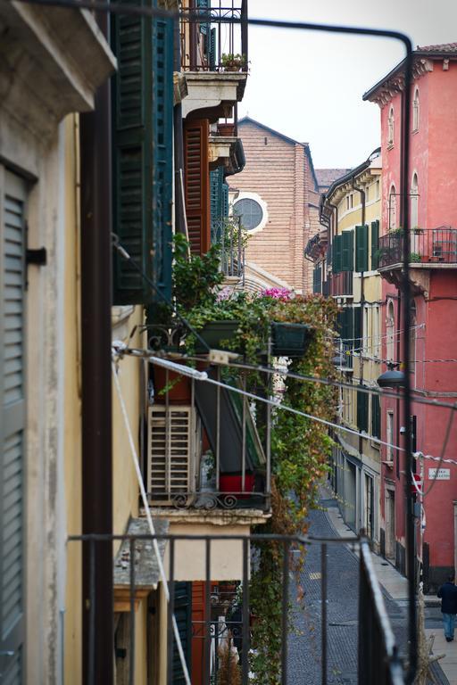 Santa Cecilia Apartment Verona Exterior foto